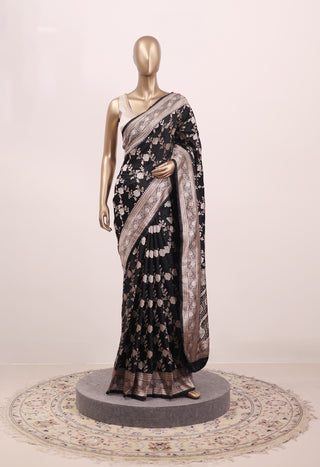Banarasi Saree with Jal Design & Heavy Border – Code: ML25A128